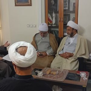 توسعه همکاری در دیدار دانشگاه علوم و معارف قرآن کریم با اوقاف همدان و شهرداری شهرستان ملایر